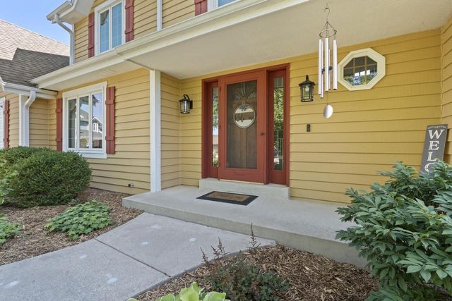 W140N5331 St. Andrews CIRCLE, Menomonee Falls, WI 53051