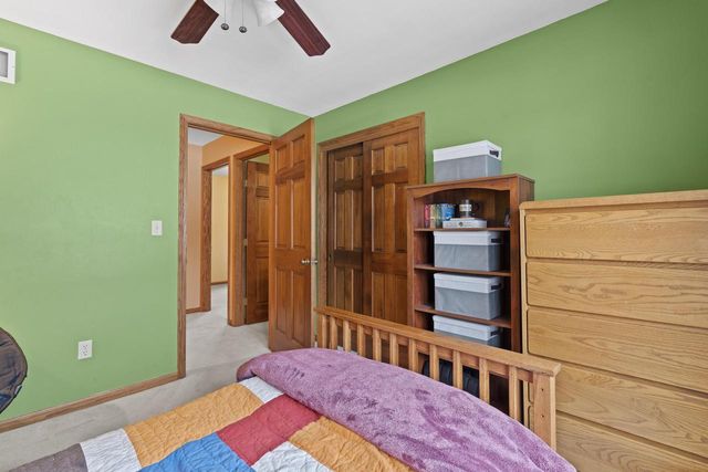 W140N5331 St. Andrews CIRCLE, Menomonee Falls, WI 53051