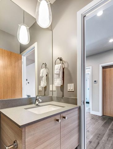 19110 Gateway Loop, Bend, OR 97702