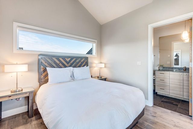 19110 Gateway Loop, Bend, OR 97702