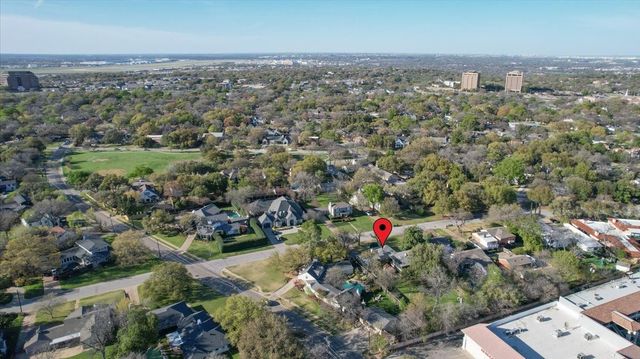 6321 Greenway Road, Fort Worth, TX 76116