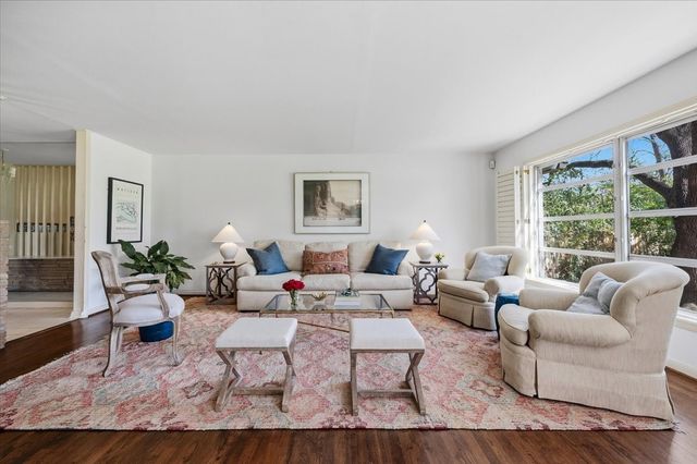 6321 Greenway Road, Fort Worth, TX 76116