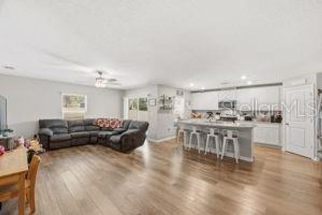 11014 GOLDEN WARLBER, Brooksville, FL 34613