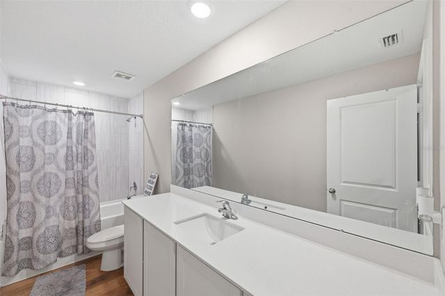 11014 GOLDEN WARLBER, Brooksville, FL 34613