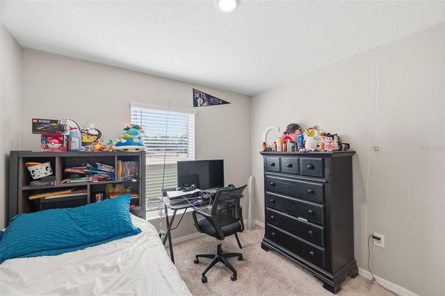 11014 GOLDEN WARLBER, Brooksville, FL 34613