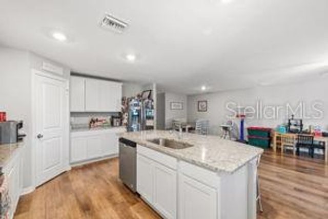 11014 GOLDEN WARLBER, Brooksville, FL 34613