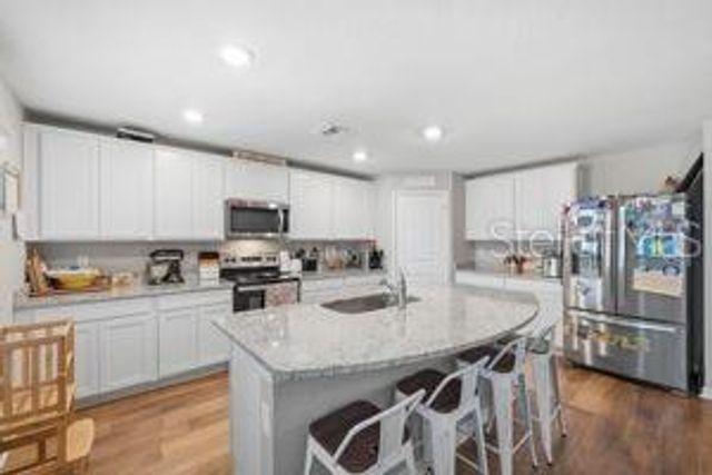 11014 GOLDEN WARLBER, Brooksville, FL 34613