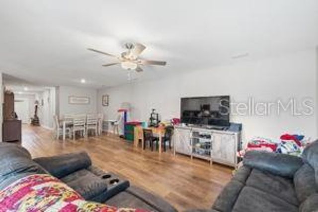 11014 GOLDEN WARLBER, Brooksville, FL 34613