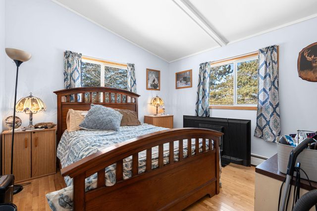 2565 195th Avenue, Mora, MN 55051