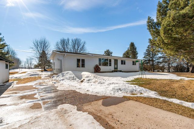 2565 195th Avenue, Mora, MN 55051