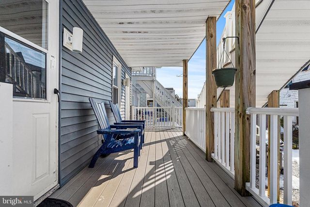 214 E JUNIPER AVE, Wildwood, NJ 08260