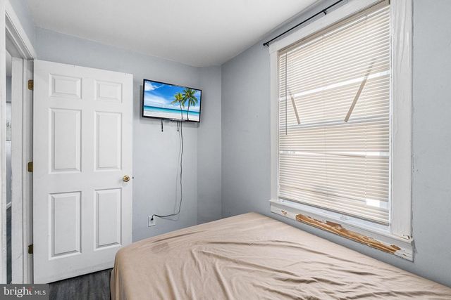 214 E JUNIPER AVE, Wildwood, NJ 08260