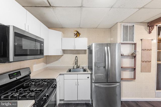 214 E JUNIPER AVE, Wildwood, NJ 08260