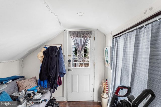 214 E JUNIPER AVE, Wildwood, NJ 08260