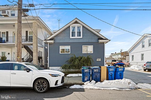 214 E JUNIPER AVE, Wildwood, NJ 08260