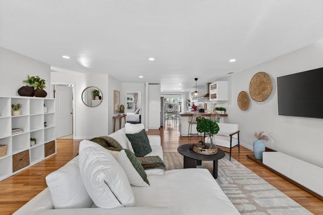 649 Chauncey Way, San Jose, CA 95128