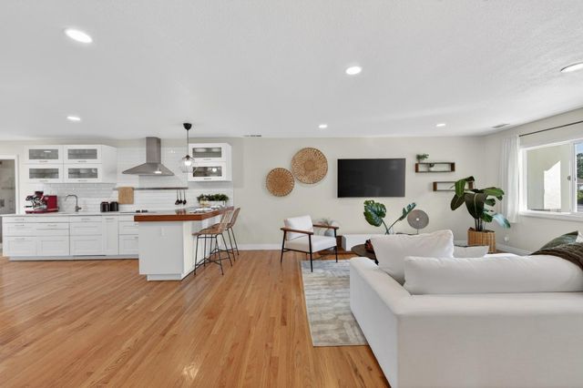 649 Chauncey Way, San Jose, CA 95128