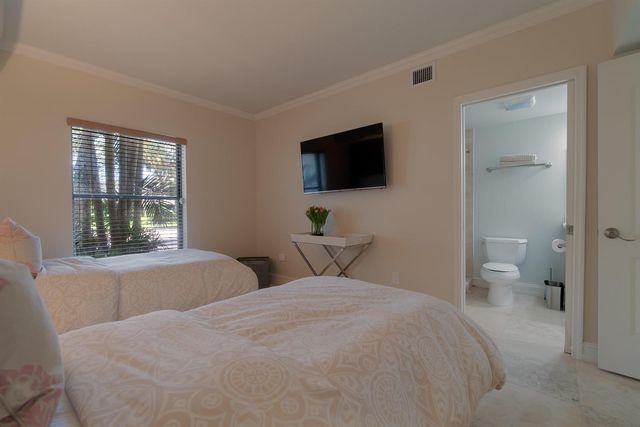 13400 Polo Road W 104, Wellington, FL 33414