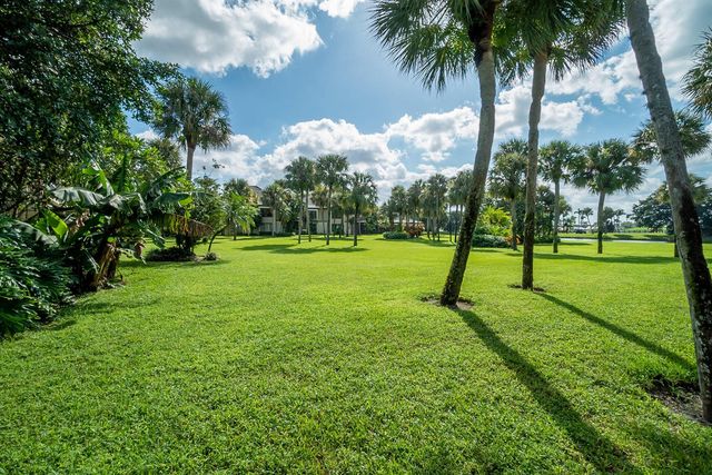 13400 Polo Road W 104, Wellington, FL 33414