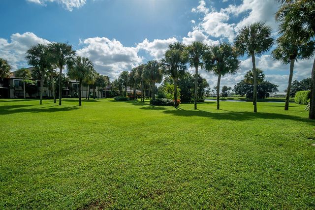 13400 Polo Road W 104, Wellington, FL 33414