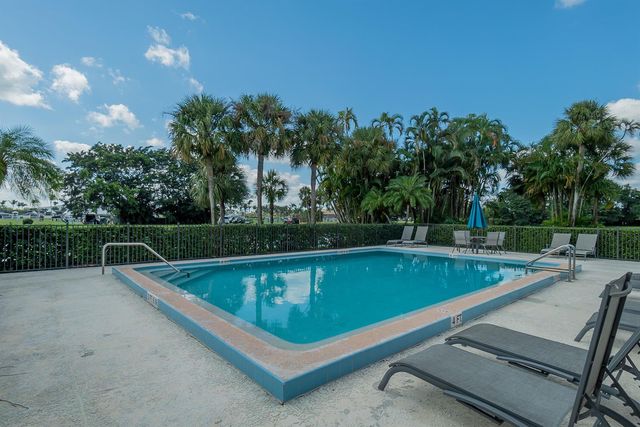 13400 Polo Road W 104, Wellington, FL 33414