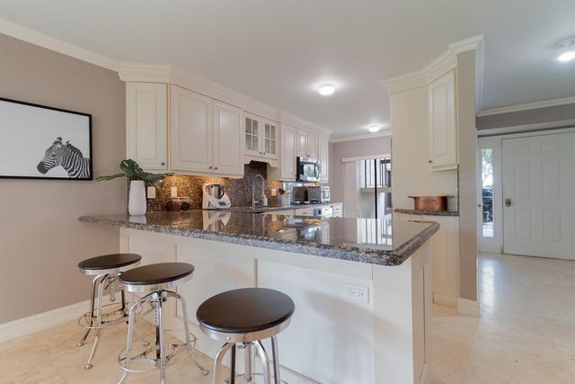 13400 Polo Road W 104, Wellington, FL 33414