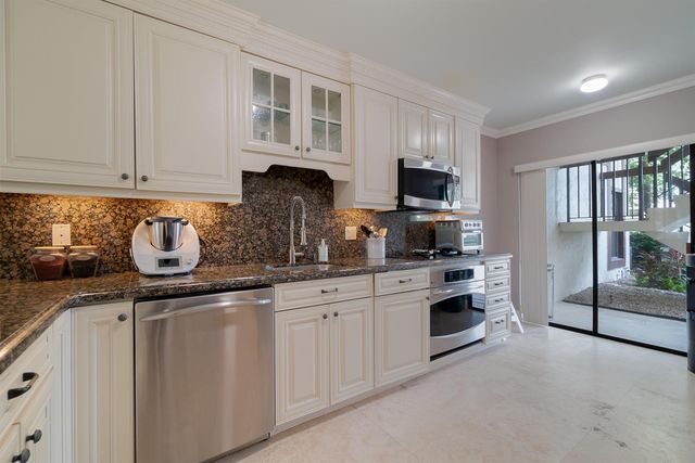 13400 Polo Road W 104, Wellington, FL 33414