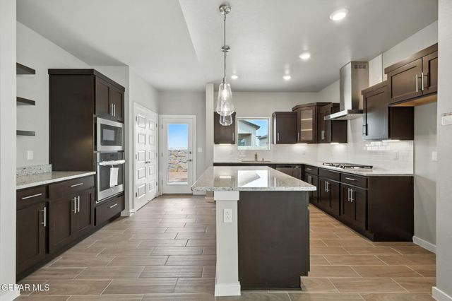 5725 Las Ramblas Avenue, El Paso, TX 79934