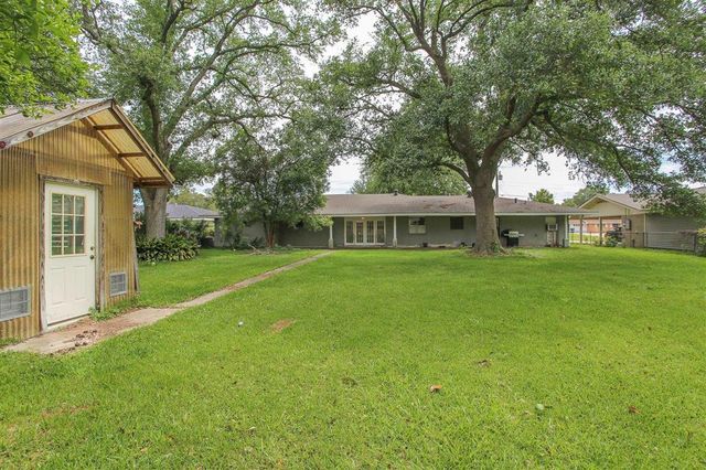 1314 Jefferson Drive, Lake Charles, LA 70605
