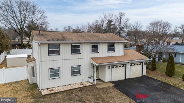 19 NOTTINGHAM WAY, Eastampton, NJ 08060