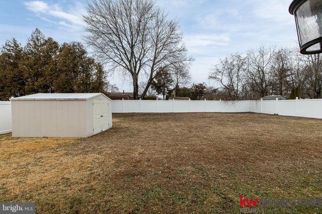 19 NOTTINGHAM WAY, Eastampton, NJ 08060