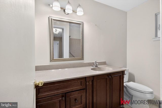 19 NOTTINGHAM WAY, Eastampton, NJ 08060