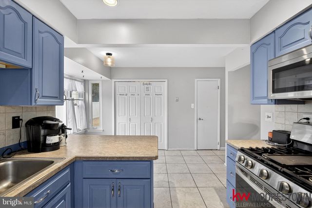 19 NOTTINGHAM WAY, Eastampton, NJ 08060