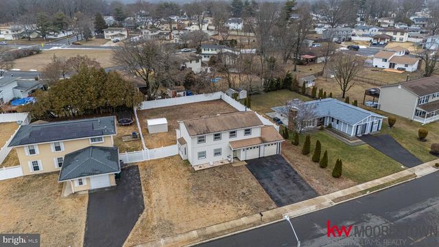 19 NOTTINGHAM WAY, Eastampton, NJ 08060