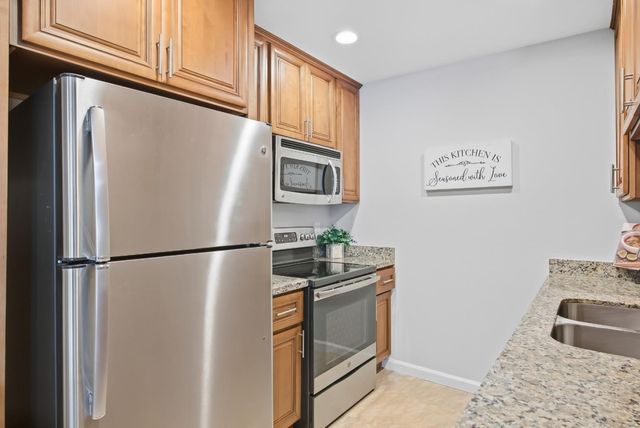 1945 Mount Vernon Court 5, Mountain View, CA 94040