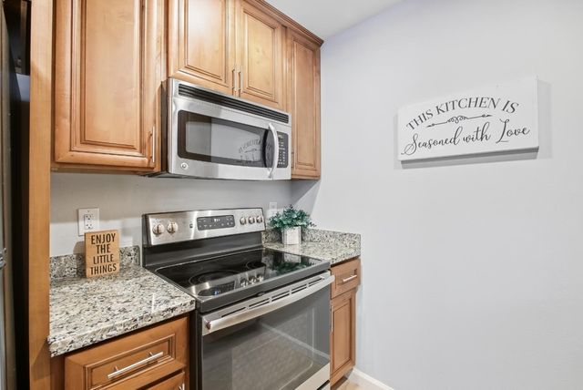 1945 Mount Vernon Court 5, Mountain View, CA 94040