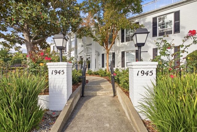 1945 Mount Vernon Court 5, Mountain View, CA 94040