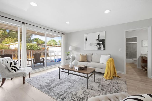 1945 Mount Vernon Court 5, Mountain View, CA 94040