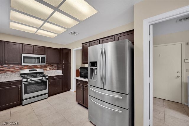 3101 Wonderview Drive, Las Vegas, NV 89134