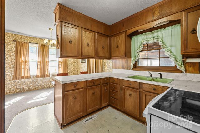 2440 Emanuel Church Road, Rockwell, NC 28138