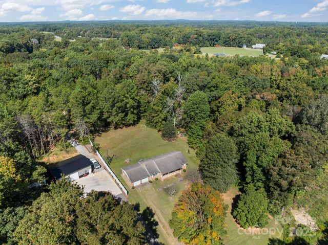 2440 Emanuel Church Road, Rockwell, NC 28138