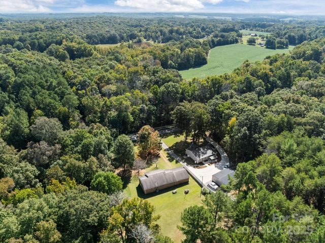 2440 Emanuel Church Road, Rockwell, NC 28138