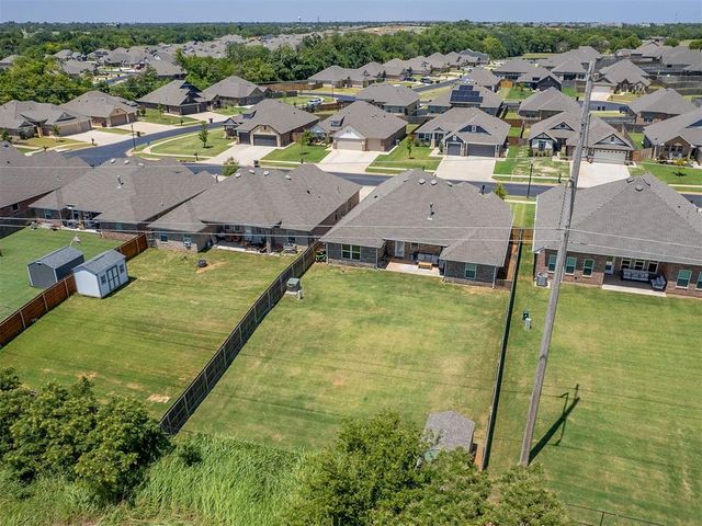 2916 SE 24th Street, Moore, OK 73160