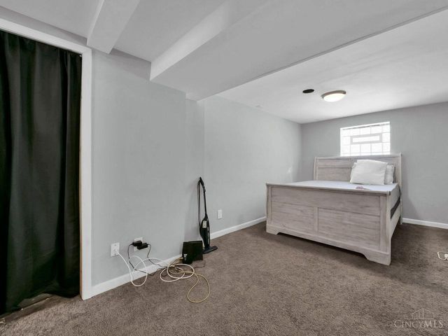 857 Steffen Avenue, Cincinnati, OH 45215