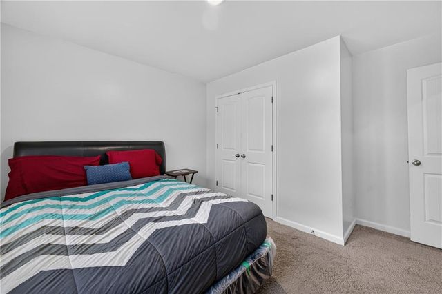135 Twin Lakes Drive, Covington, GA 30016