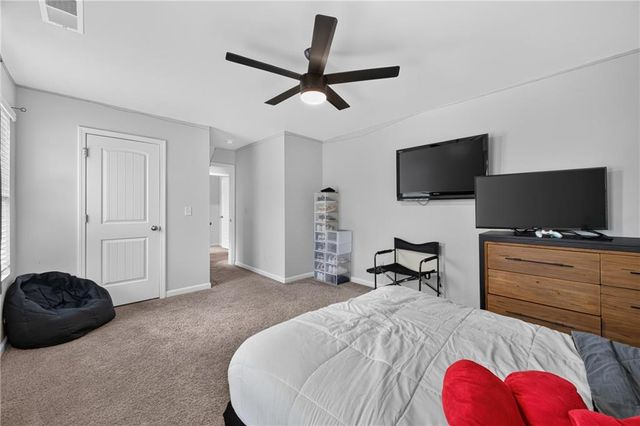 135 Twin Lakes Drive, Covington, GA 30016