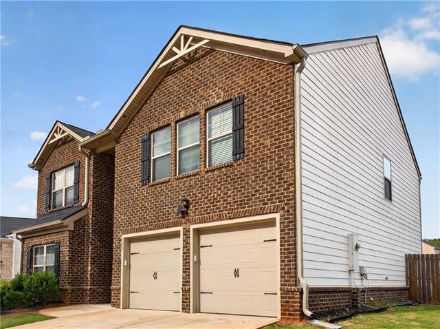 135 Twin Lakes Drive, Covington, GA 30016