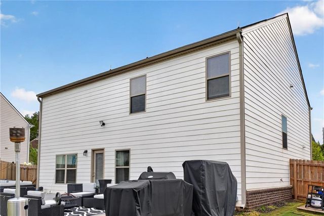 135 Twin Lakes Drive, Covington, GA 30016