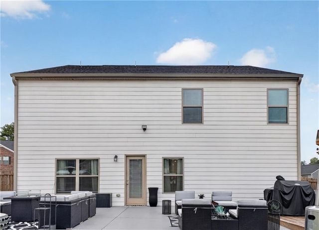135 Twin Lakes Drive, Covington, GA 30016