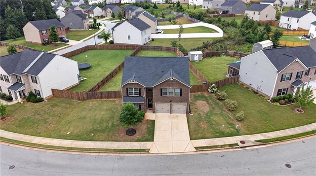 135 Twin Lakes Drive, Covington, GA 30016